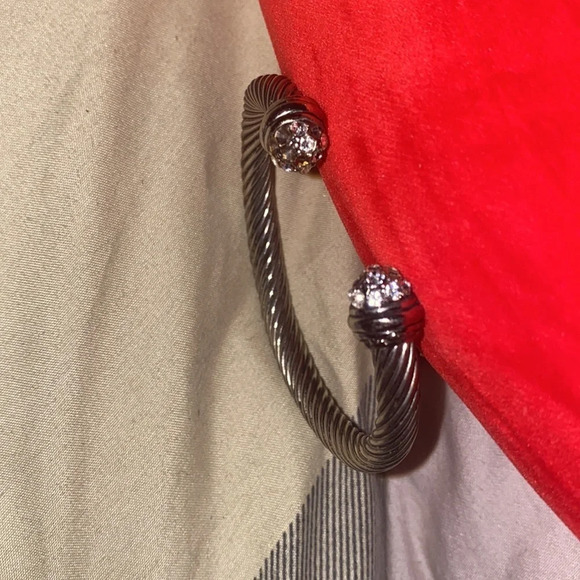 Fashion silver hinge cuff bracelet with rhinestone - Picture 8 of 9